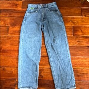 Empyre Women's Light Blue Relaxed Baggy Jeans